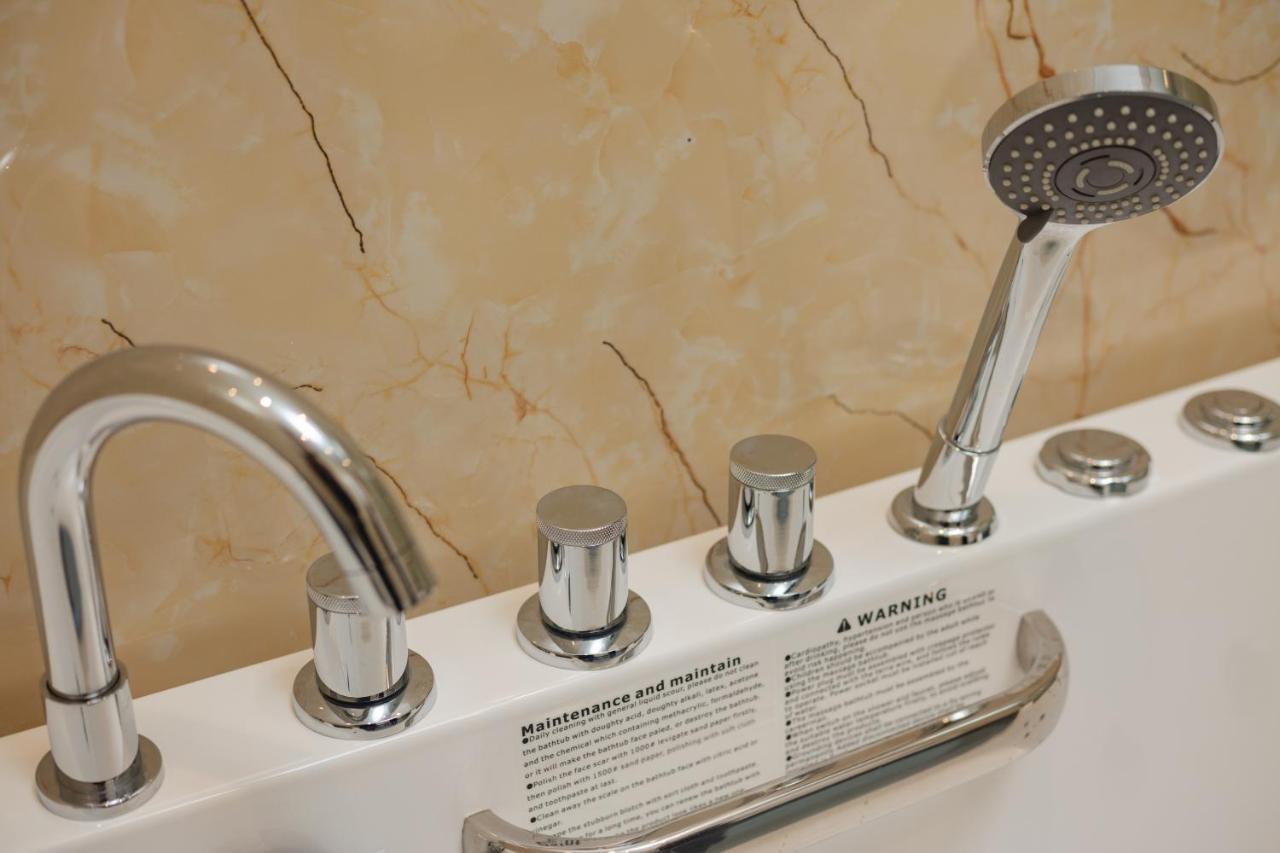 Cam Binh Hotel Quảng Ninh Kültér fotó